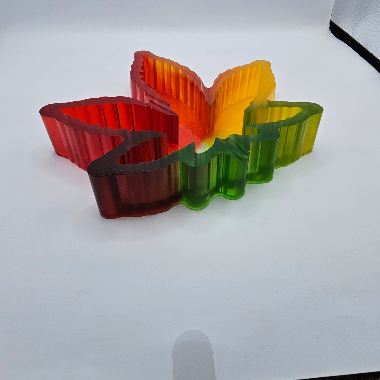 Cendrier feuille de canabis couleurs bob marley